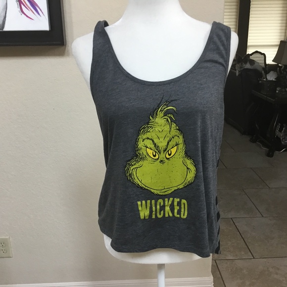 Universal Studio | Tops | Universal Studios Parks The Grinch Wicked ...